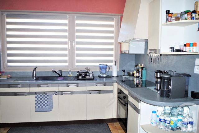 maison à louer - 5 pièces - 100.0 m2 - DUNKERQUE - 59 - NORD-PAS-DE-CALAIS - Century 21 Contact Immobilier maison à louer - 5 pièces - 100.0 m2 - DUNKERQUE - 59 - NORD-PAS-DE-CALAIS - Century 21 Contact Immobilier