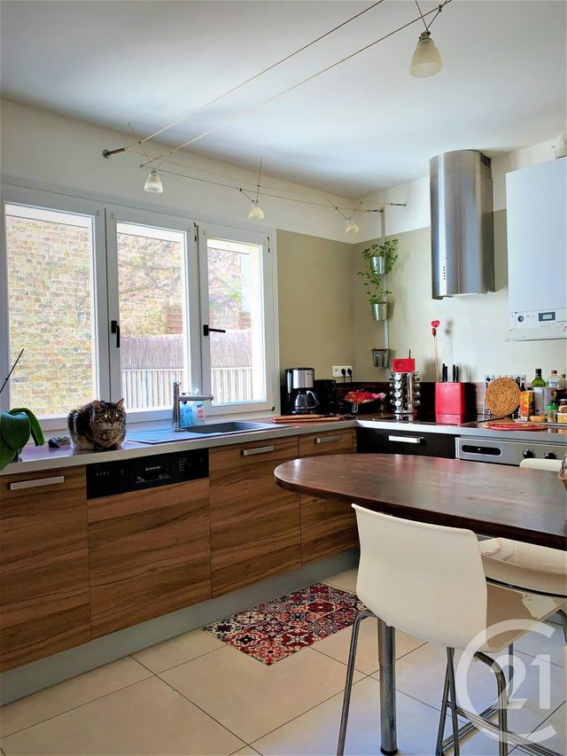 Appartement T4 à vendre - 4 pièces - 86.53 m2 - DUNKERQUE - 59 - NORD-PAS-DE-CALAIS - Century 21 Contact Immobilier Appartement T4 à vendre - 4 pièces - 86.53 m2 - DUNKERQUE - 59 - NORD-PAS-DE-CALAIS - Century 21 Contact Immobilier