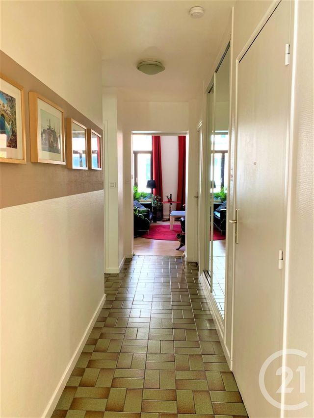 Appartement T4 à vendre - 4 pièces - 86.53 m2 - DUNKERQUE - 59 - NORD-PAS-DE-CALAIS - Century 21 Contact Immobilier Appartement T4 à vendre - 4 pièces - 86.53 m2 - DUNKERQUE - 59 - NORD-PAS-DE-CALAIS - Century 21 Contact Immobilier