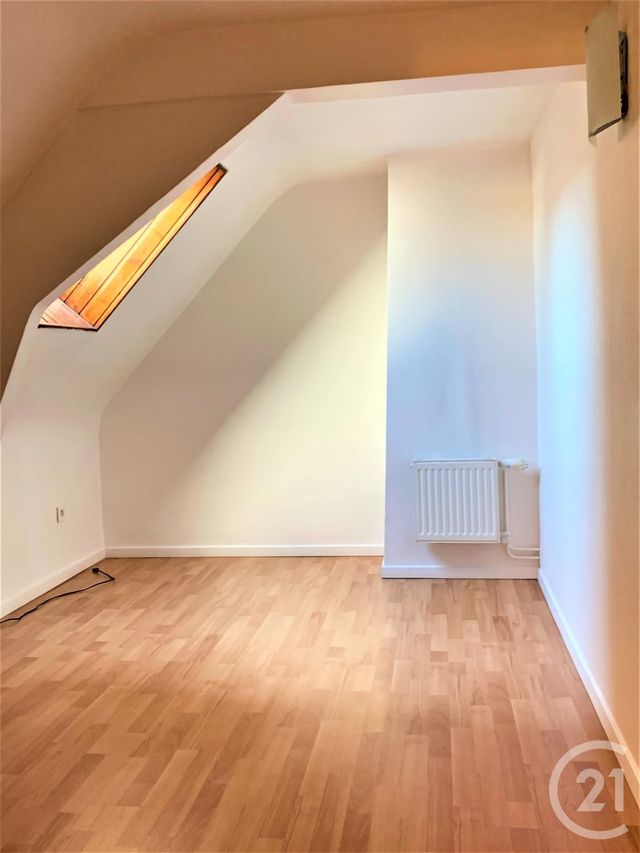 Appartement T4 à vendre - 4 pièces - 86.53 m2 - DUNKERQUE - 59 - NORD-PAS-DE-CALAIS - Century 21 Contact Immobilier Appartement T4 à vendre - 4 pièces - 86.53 m2 - DUNKERQUE - 59 - NORD-PAS-DE-CALAIS - Century 21 Contact Immobilier