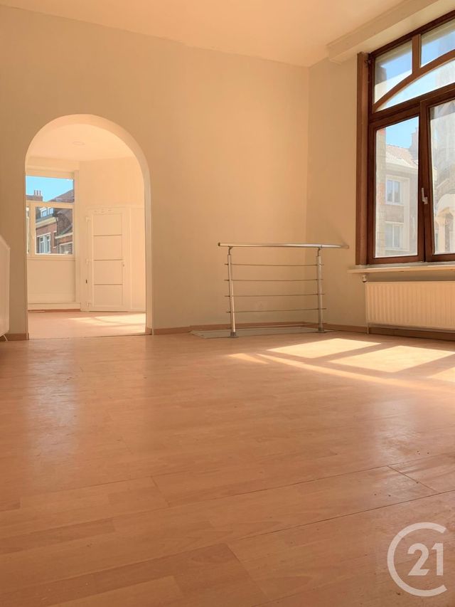 Afficher la photo en grand Appartement Souplex à vendre - 5 pièces - 85.2 m2 - DUNKERQUE - 59 - NORD-PAS-DE-CALAIS - Century 21 Contact Immobilier