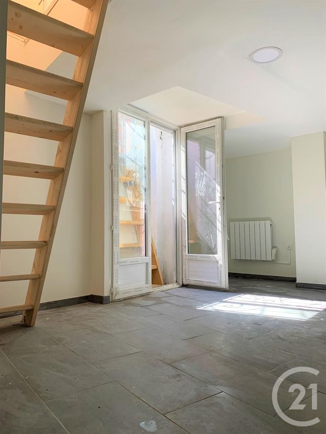 Afficher la photo en grand Appartement Souplex à vendre - 5 pièces - 85.2 m2 - DUNKERQUE - 59 - NORD-PAS-DE-CALAIS - Century 21 Contact Immobilier
