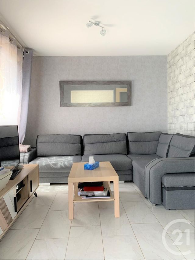 Afficher la photo en grand Appartement F4 à vendre - 6 pièces - 99.79 m2 - DUNKERQUE - 59 - NORD-PAS-DE-CALAIS - Century 21 Contact Immobilier