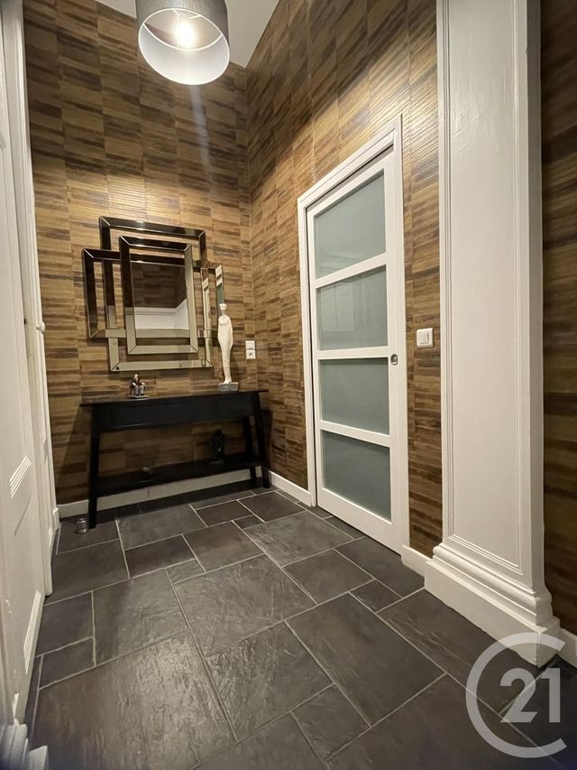 Appartement F3 à vendre - 4 pièces - 111.8 m2 - BERGUES - 59 - NORD-PAS-DE-CALAIS - Century 21 Contact Immobilier