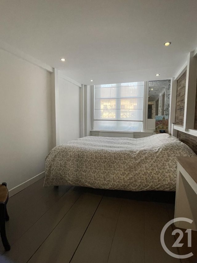 Appartement F3 à vendre - 4 pièces - 111.8 m2 - BERGUES - 59 - NORD-PAS-DE-CALAIS - Century 21 Contact Immobilier