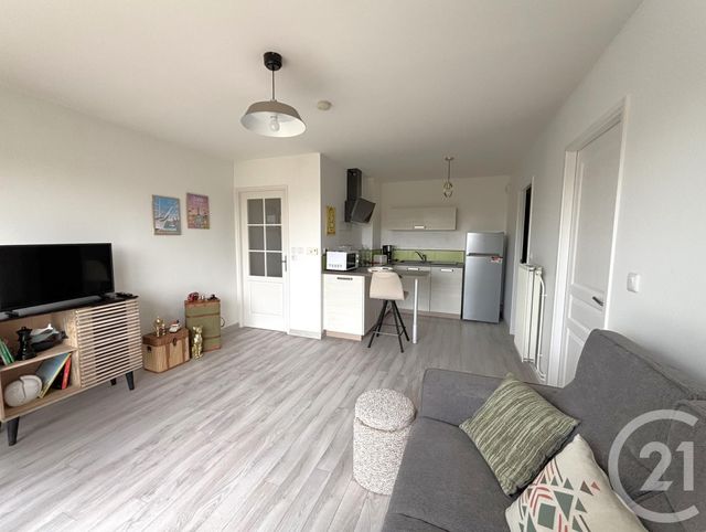 Afficher la photo en grand Appartement F2 à louer - 2 pièces - 37.24 m2 - DUNKERQUE - 59 - NORD-PAS-DE-CALAIS - Century 21 Contact Immobilier