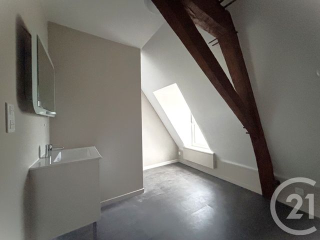 Appartement T2 à louer - 2 pièces - 50.4 m2 - HONDSCHOOTE - 59 - NORD-PAS-DE-CALAIS - Century 21 Contact Immobilier