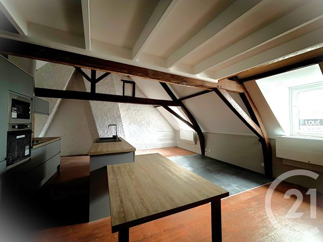 Appartement T2 à louer - 2 pièces - 50.4 m2 - HONDSCHOOTE - 59 - NORD-PAS-DE-CALAIS - Century 21 Contact Immobilier