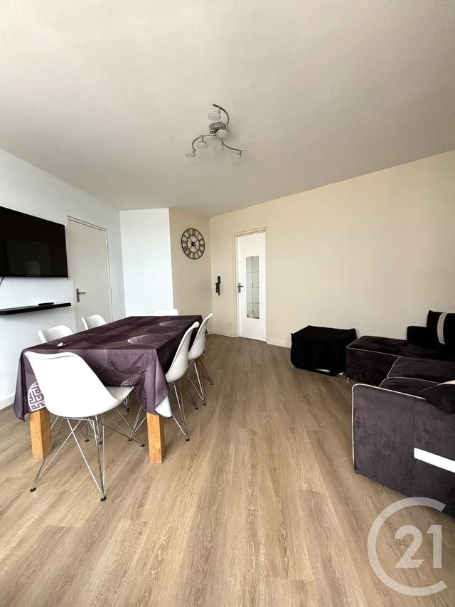 Appartement T3 à louer - 3 pièces - 60.9 m2 - DUNKERQUE - 59 - NORD-PAS-DE-CALAIS - Century 21 Contact Immobilier