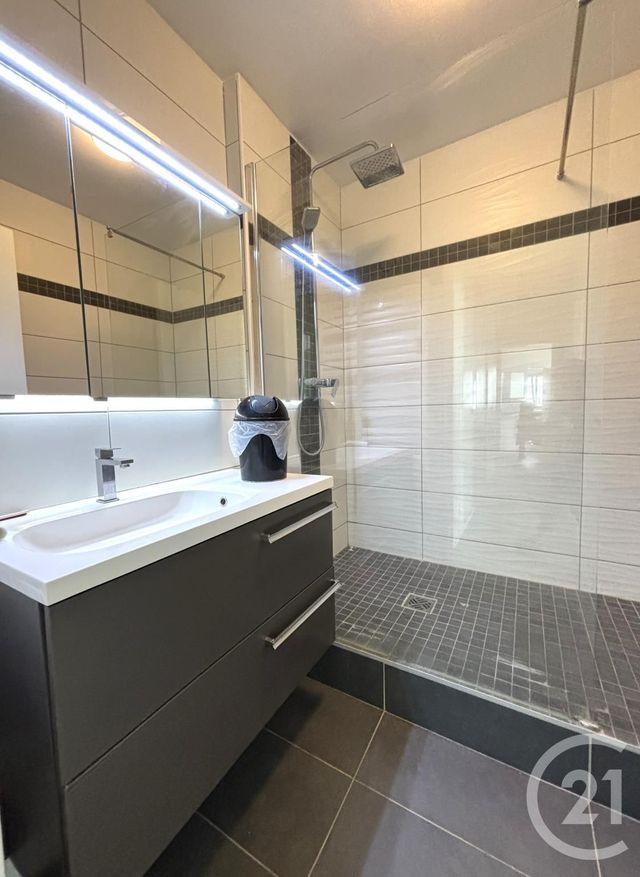 Appartement T3 à louer - 3 pièces - 60.9 m2 - DUNKERQUE - 59 - NORD-PAS-DE-CALAIS - Century 21 Contact Immobilier