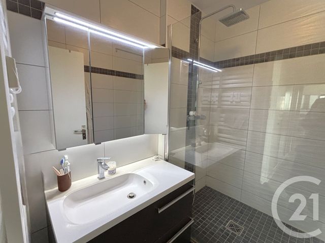 Appartement T3 à louer - 3 pièces - 60.9 m2 - DUNKERQUE - 59 - NORD-PAS-DE-CALAIS - Century 21 Contact Immobilier