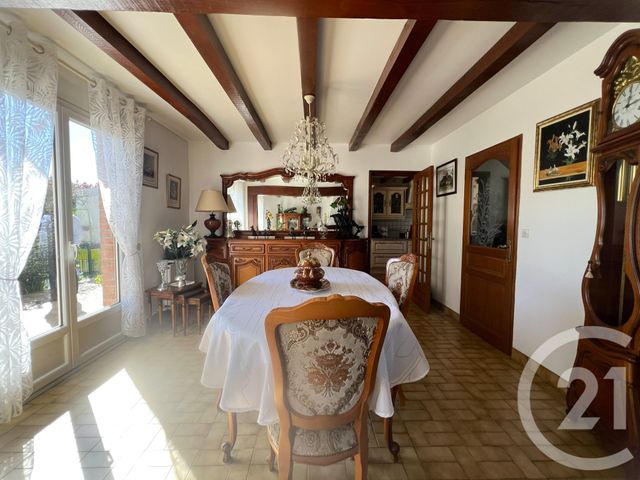 maison à vendre - 6 pièces - 121.0 m2 - CAPPELLE LA GRANDE - 59 - NORD-PAS-DE-CALAIS - Century 21 Contact Immobilier