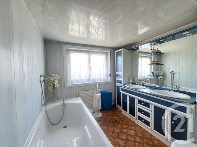 maison à vendre - 6 pièces - 121.0 m2 - CAPPELLE LA GRANDE - 59 - NORD-PAS-DE-CALAIS - Century 21 Contact Immobilier