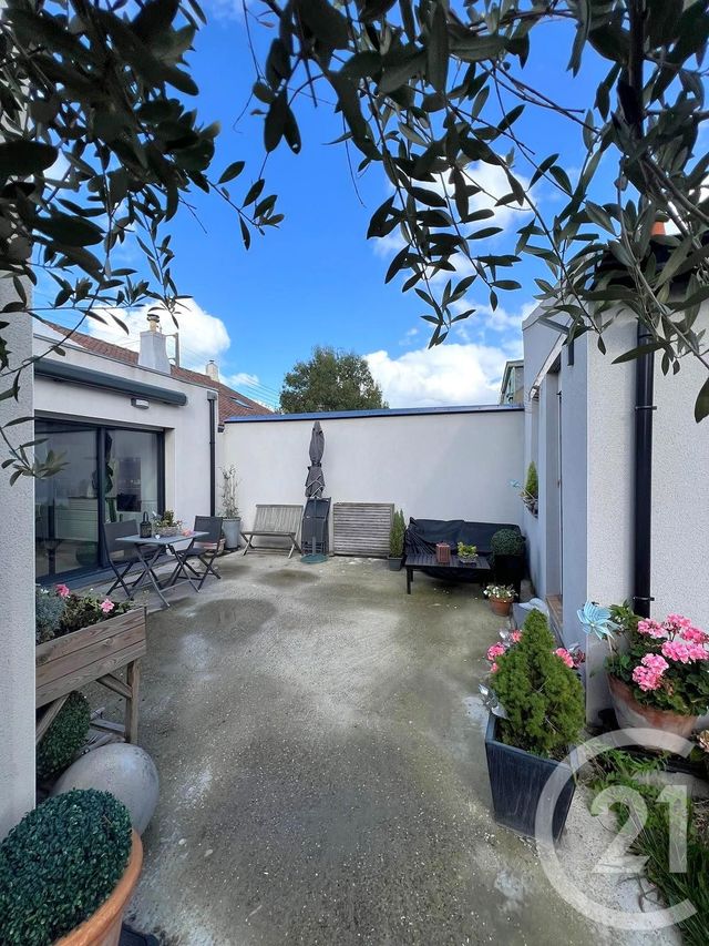 maison à louer - 3 pièces - 124.21 m2 - DUNKERQUE - 59 - NORD-PAS-DE-CALAIS - Century 21 Contact Immobilier