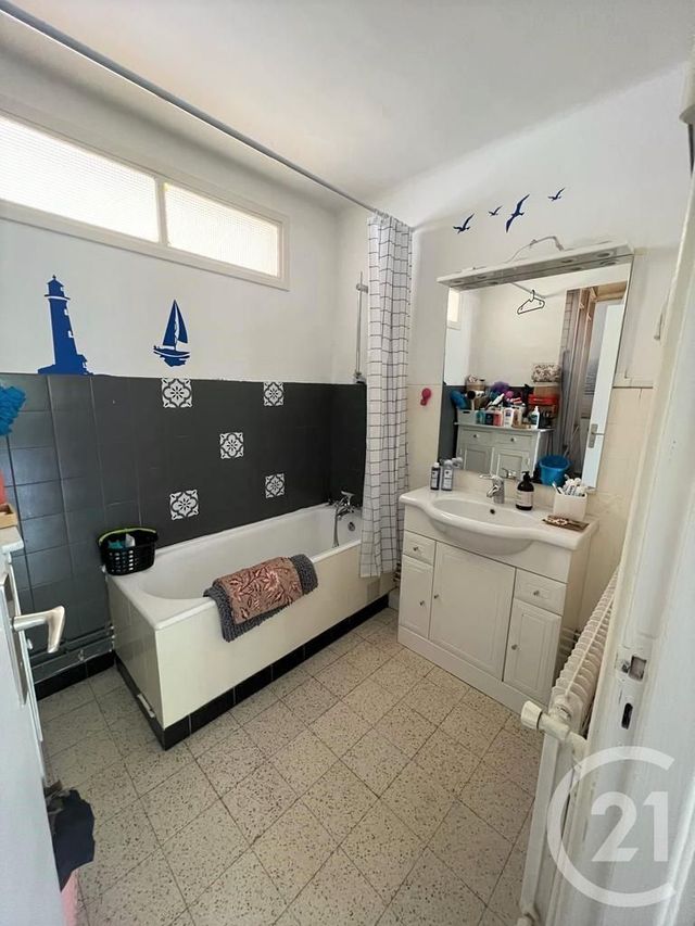 Appartement T3 à louer - 3 pièces - 60.4 m2 - MALO LES BAINS - 59 - NORD-PAS-DE-CALAIS - Century 21 Contact Immobilier