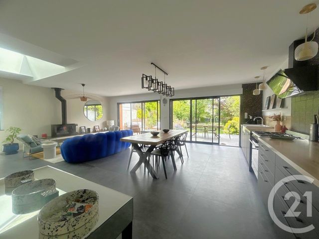 maison à vendre - 9 pièces - 191.13 m2 - DUNKERQUE - 59 - NORD-PAS-DE-CALAIS - Century 21 Contact Immobilier
