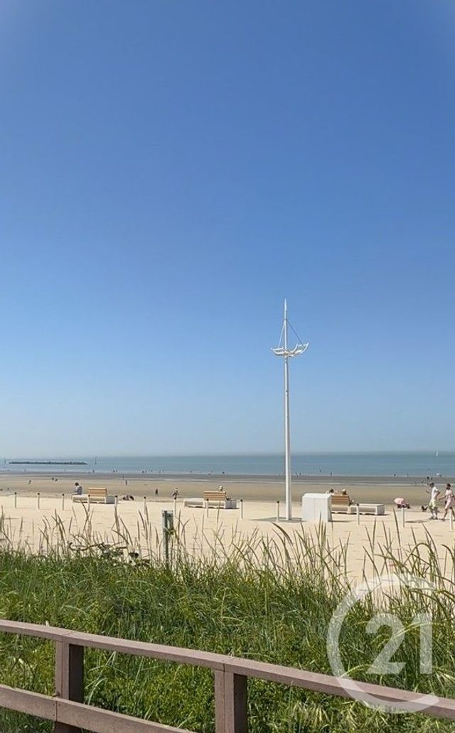 Appartement F4 à vendre - 4 pièces - 77.0 m2 - DUNKERQUE - 59 - NORD-PAS-DE-CALAIS - Century 21 Contact Immobilier