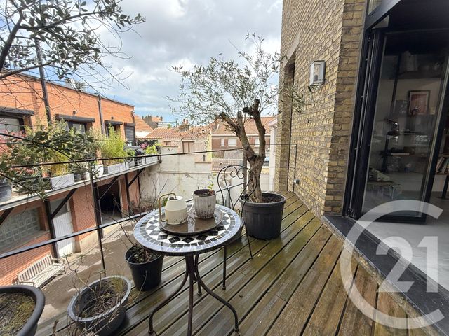 maison à vendre - 4 pièces - 232.6 m2 - DUNKERQUE - 59 - NORD-PAS-DE-CALAIS - Century 21 Contact Immobilier