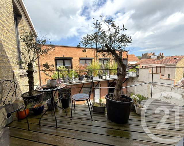 maison à vendre - 4 pièces - 232.6 m2 - DUNKERQUE - 59 - NORD-PAS-DE-CALAIS - Century 21 Contact Immobilier