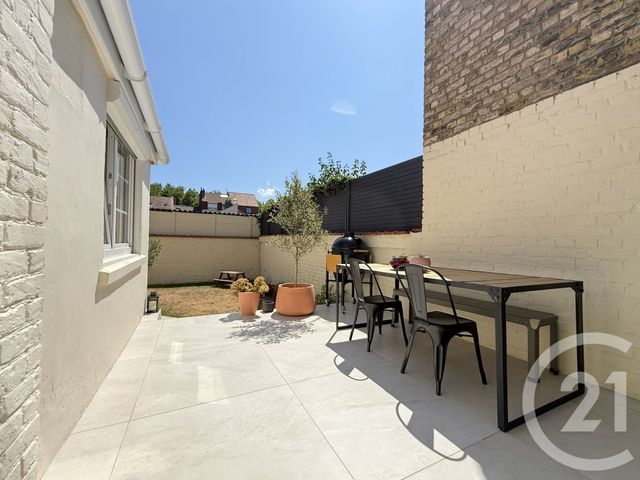 maison à louer - 5 pièces - 187.0 m2 - DUNKERQUE - 59 - NORD-PAS-DE-CALAIS - Century 21 Contact Immobilier