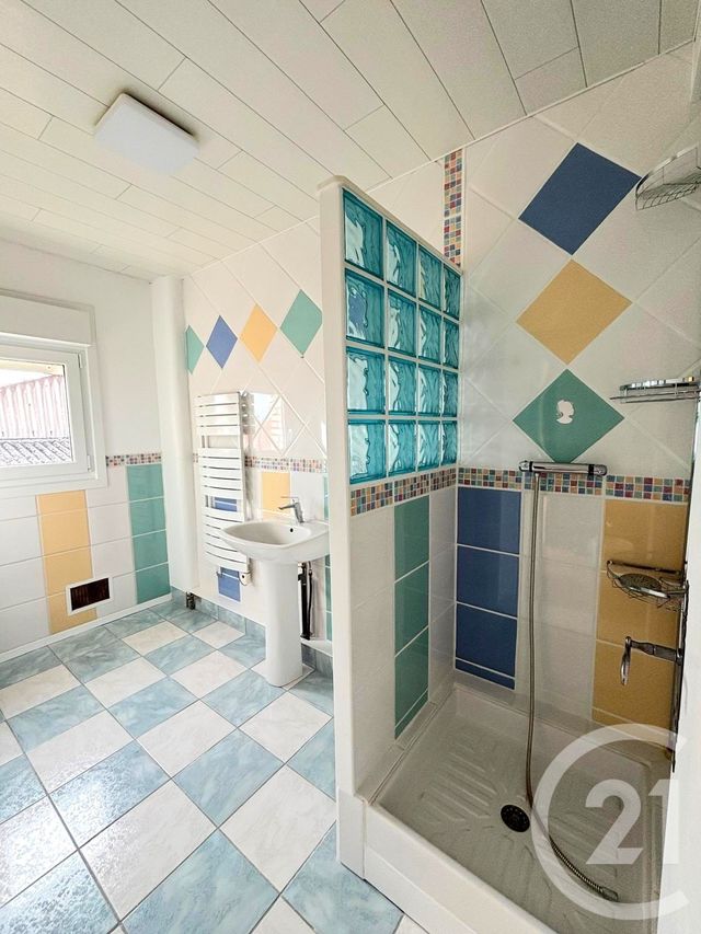 Appartement F2 à vendre - 3 pièces - 71.15 m2 - DUNKERQUE - 59 - NORD-PAS-DE-CALAIS - Century 21 Contact Immobilier