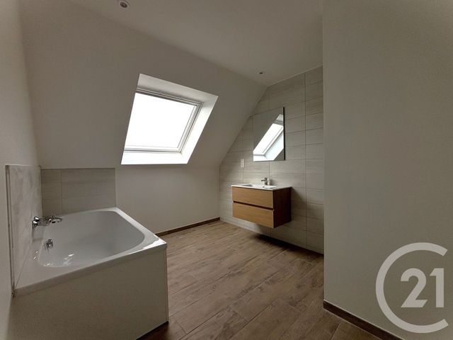 maison à louer - 4 pièces - 108.66 m2 - DUNKERQUE - 59 - NORD-PAS-DE-CALAIS - Century 21 Contact Immobilier